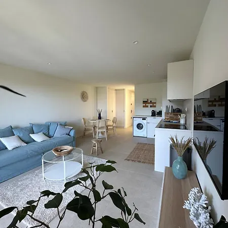 Le Bleu De Giens Апартаменты *