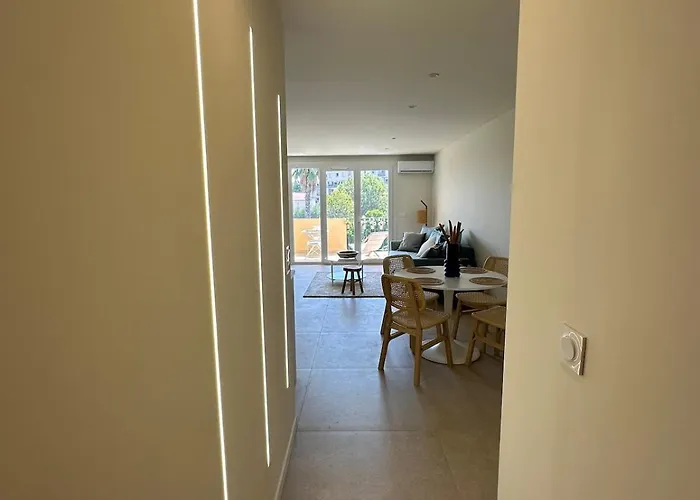 Lägenhet Le Bleu De Giens